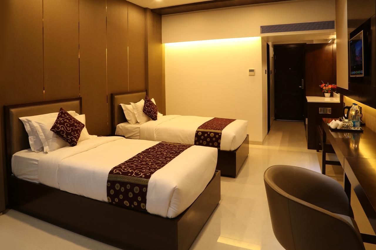Hotel Atithi Αουρανγκαμπάντ Εξωτερικό φωτογραφία